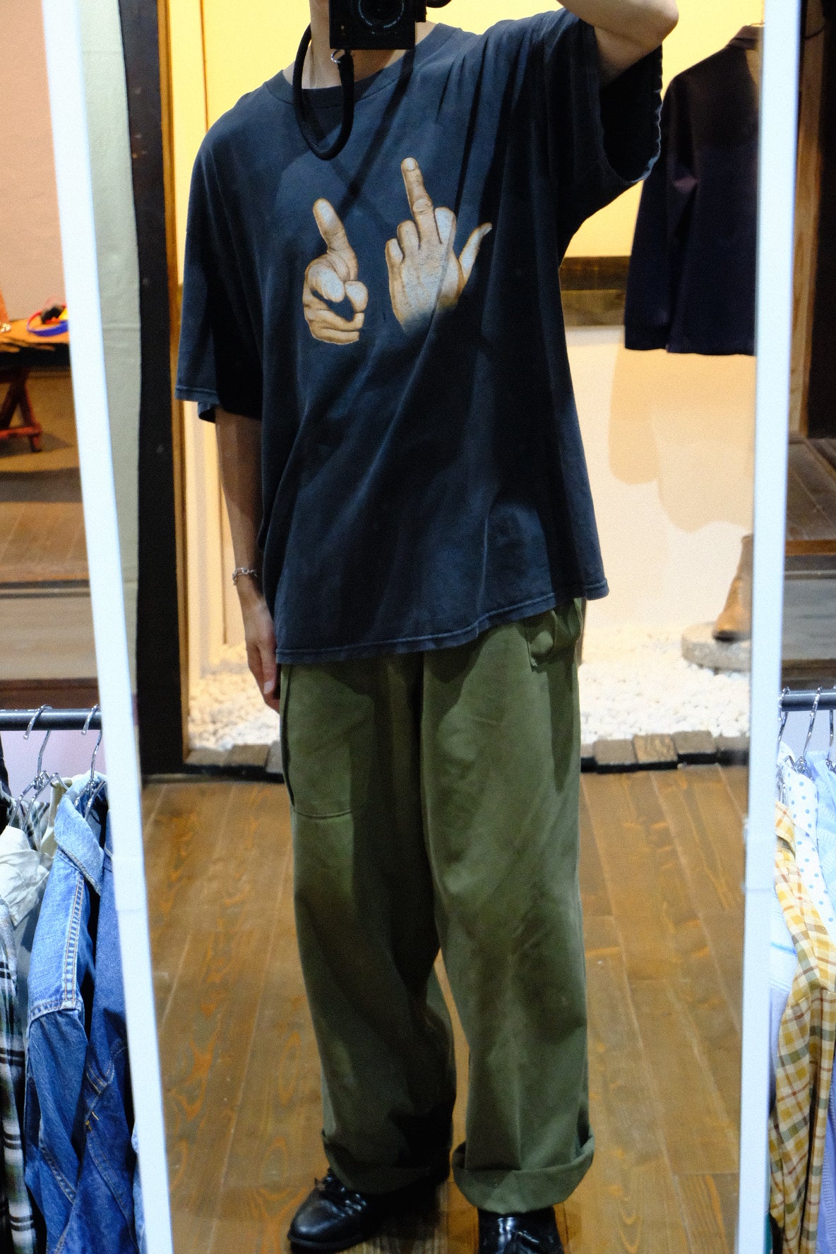 Hand Sign Delta good fade 00s XL size